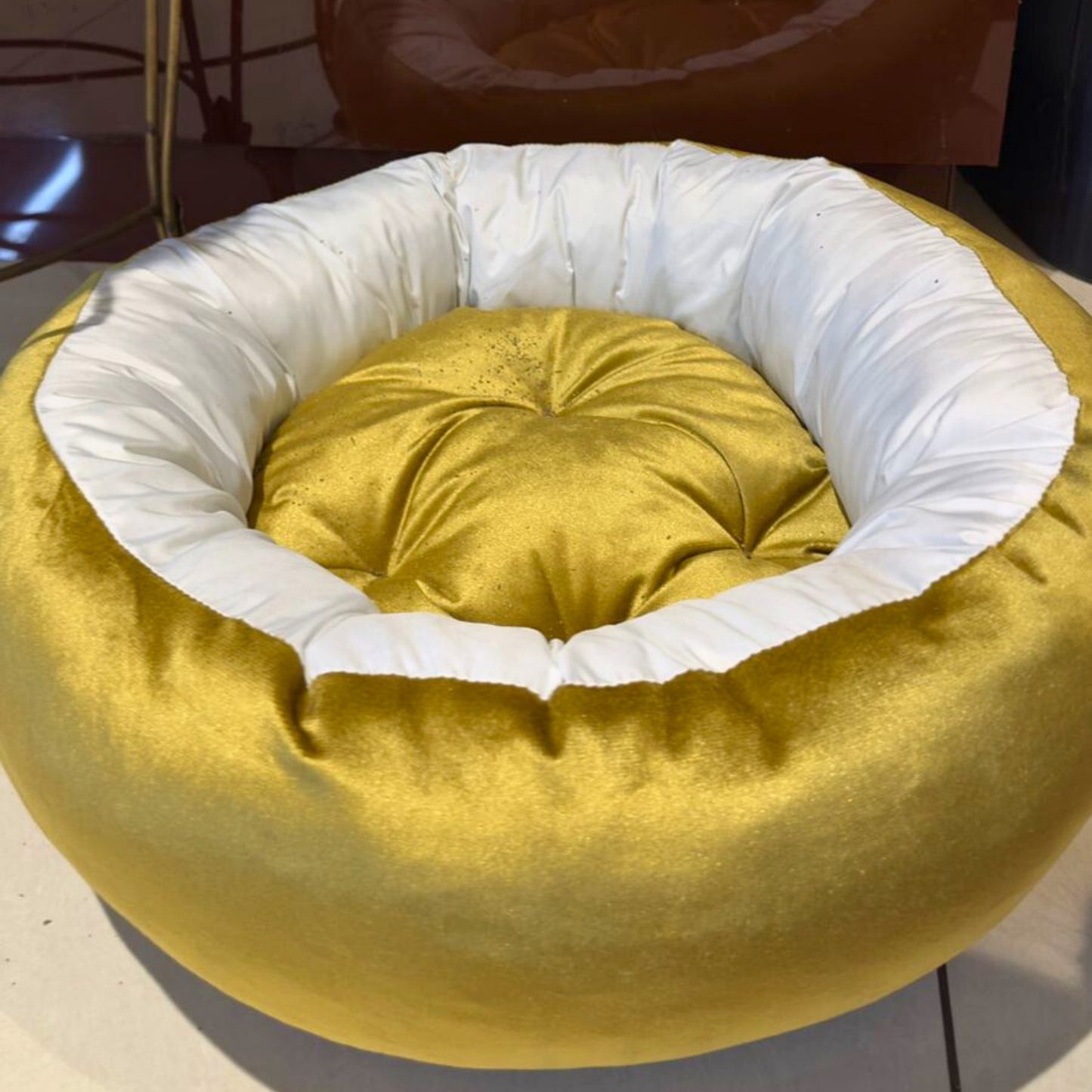 Velvet Bed for Cats - Winter Edition